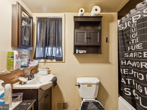 3849 Folsom Street, Philadelphia PA 19104