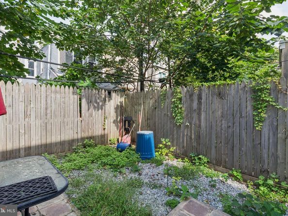3849 Folsom Street, Philadelphia PA 19104