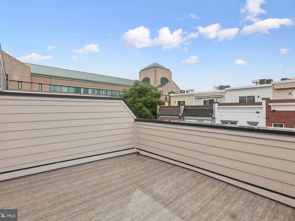 466 Altezza Drive NE, Washington DC 20017