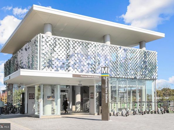 2605 Fall Line Street, Alexandria VA 22301