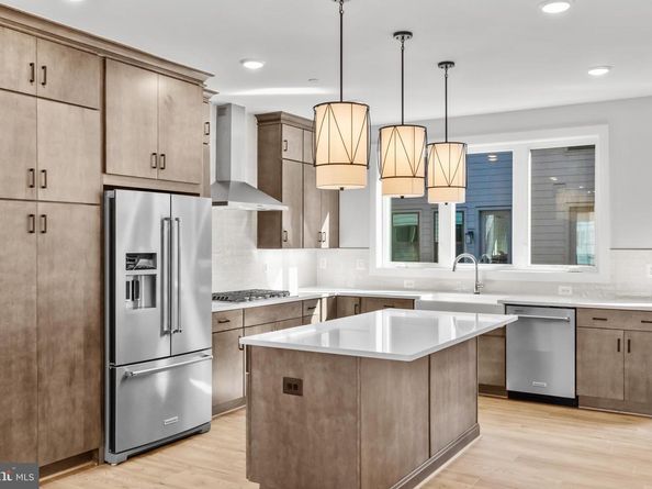 2605 Fall Line Street, Alexandria VA 22301