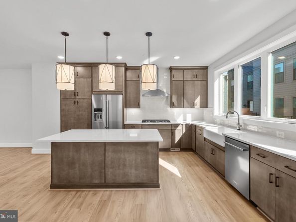 2605 Fall Line Street, Alexandria VA 22301