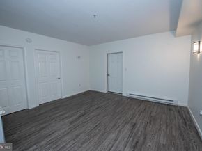 625 N Settlers Circle, Warrington PA 18976