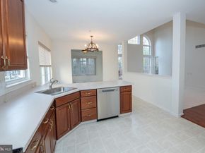 625 N Settlers Circle, Warrington PA 18976