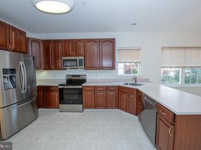 625 N Settlers Circle, Warrington PA 18976