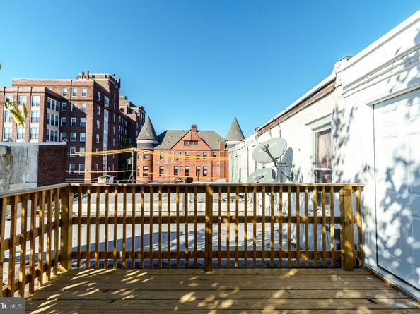 826 N Preston Street, Philadelphia PA 19104