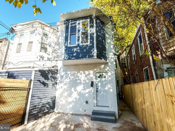 826 N Preston Street, Philadelphia PA 19104