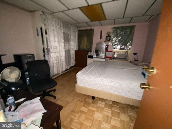 2007 E Cumberland Street, Philadelphia PA 19125