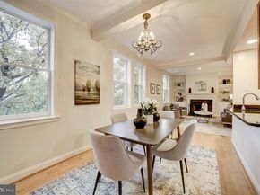 220 13TH Street SE 24, Washington DC 20003