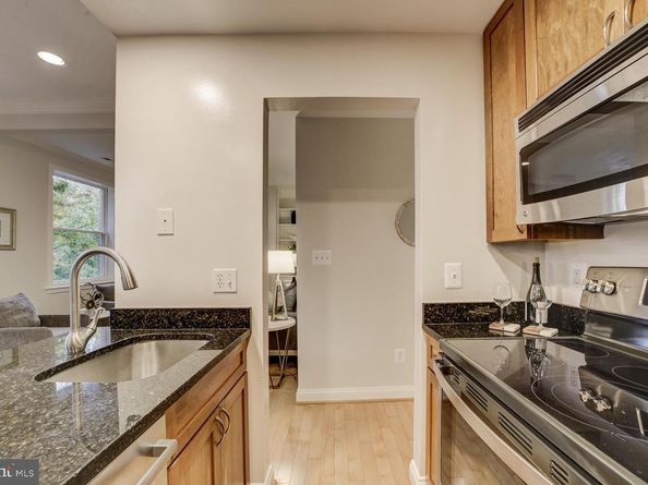 220 13TH Street SE 24, Washington DC 20003