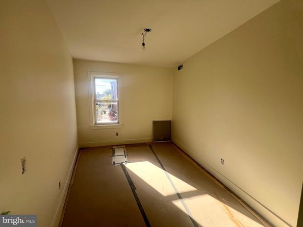 2361 E Susquehanna Avenue, Philadelphia PA 19125