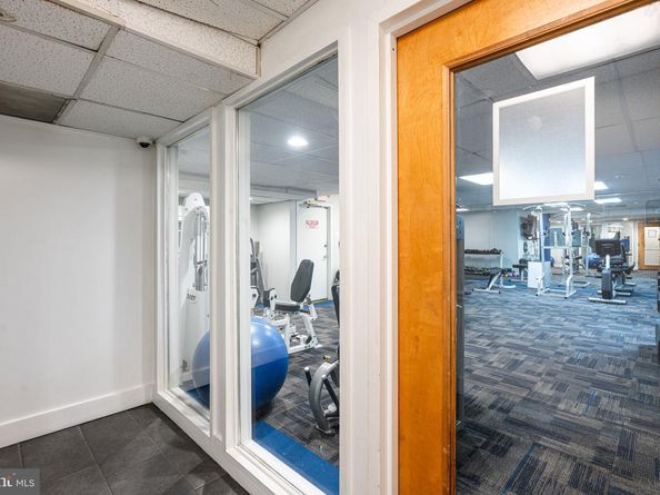 200 Lombard Street 703, Philadelphia PA 19147