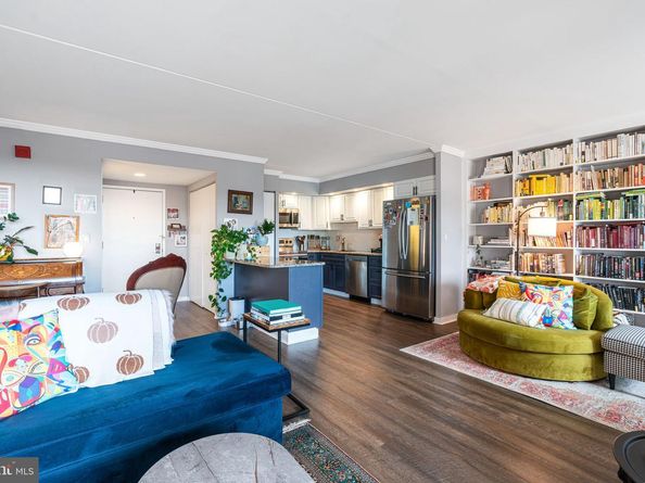 200 Lombard Street 703, Philadelphia PA 19147