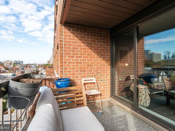 200 Lombard Street 703, Philadelphia PA 19147