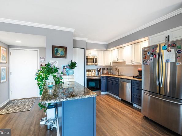 200 Lombard Street 703, Philadelphia PA 19147