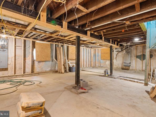 6210 8TH Street NW, Washington DC 20011