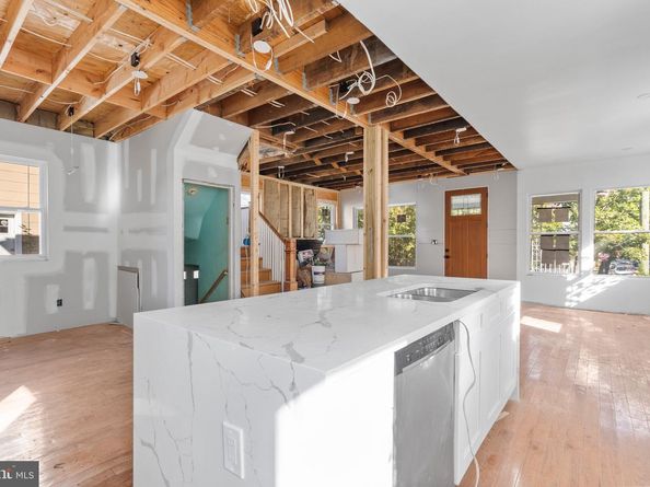 6210 8TH Street NW, Washington DC 20011