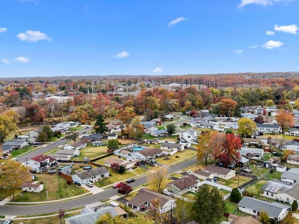 14 Dewberry Lane, Levittown PA 19055