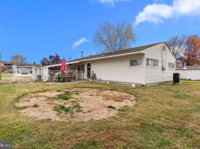 14 Dewberry Lane, Levittown PA 19055