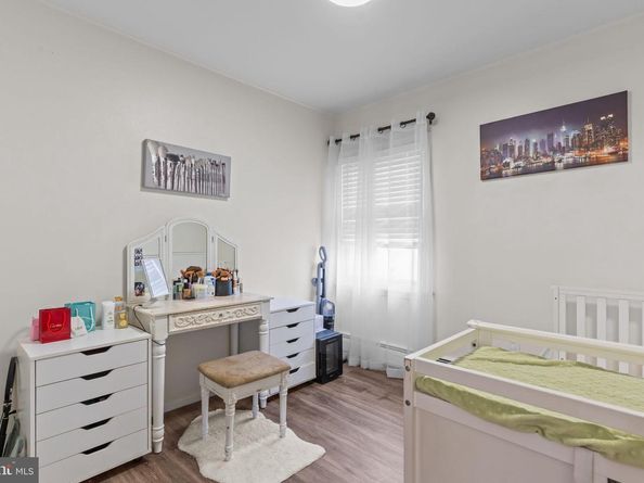 14 Dewberry Lane, Levittown PA 19055