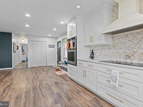 14 Dewberry Lane, Levittown PA 19055