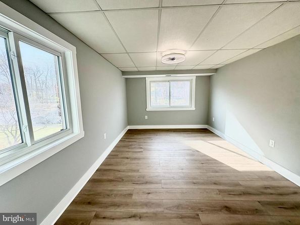 212 Park Terrace Court SE 72, Vienna VA 22180