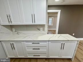 212 Park Terrace Court SE 72, Vienna VA 22180