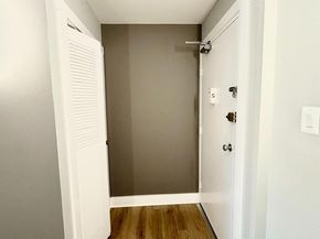 212 Park Terrace Court SE 72, Vienna VA 22180