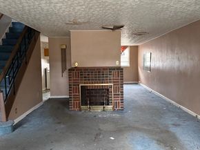 6908 Roosevelt Boulevard, Philadelphia PA 19149