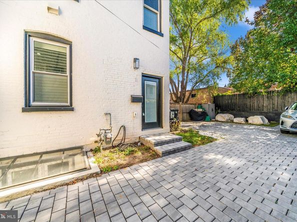 410 U Street NW 1, Washington DC 20001