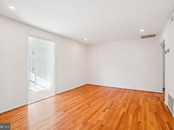 3201 Nottage Lane, Falls Church VA 22042