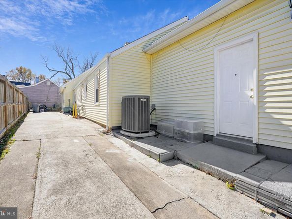 3201 Nottage Lane, Falls Church VA 22042