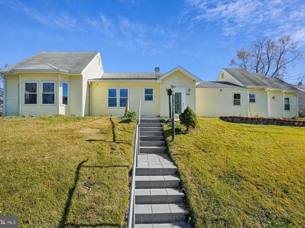 3201 Nottage Lane, Falls Church VA 22042