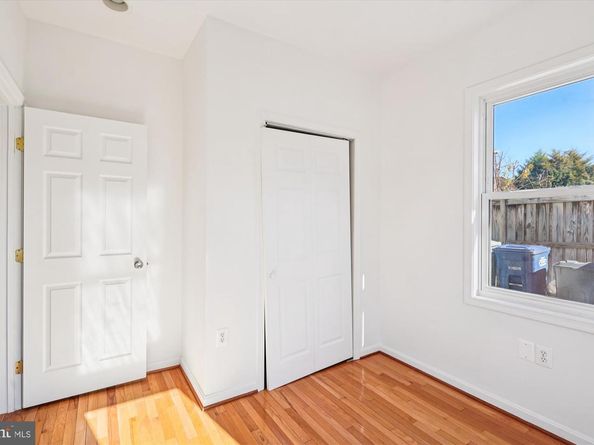 3201 Nottage Lane, Falls Church VA 22042