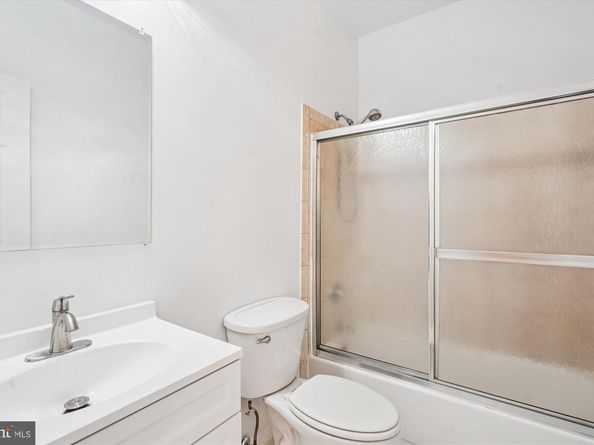 3201 Nottage Lane, Falls Church VA 22042