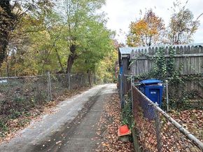 3363 Brothers Place SE, Washington DC 20032