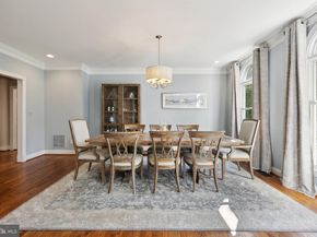 1284 Cobble Pond Way, Vienna VA 22182