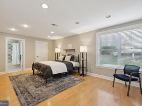 1284 Cobble Pond Way, Vienna VA 22182