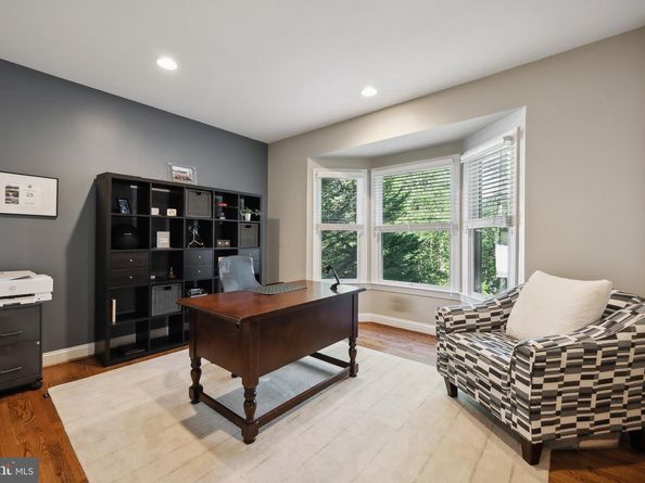 1284 Cobble Pond Way, Vienna VA 22182