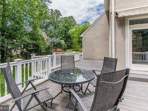 1284 Cobble Pond Way, Vienna VA 22182