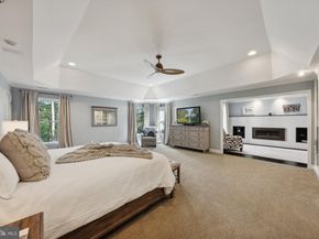 1284 Cobble Pond Way, Vienna VA 22182