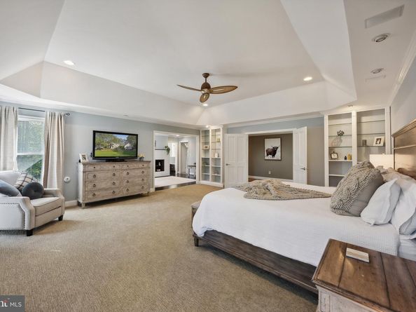 1284 Cobble Pond Way, Vienna VA 22182