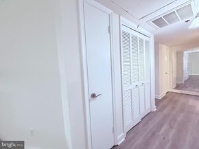 3179 Summit Square Drive 2B5, Oakton VA 22124