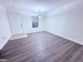 3179 Summit Square Drive 2B5, Oakton VA 22124