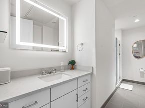 901 D Street NE 3, Washington DC 20002