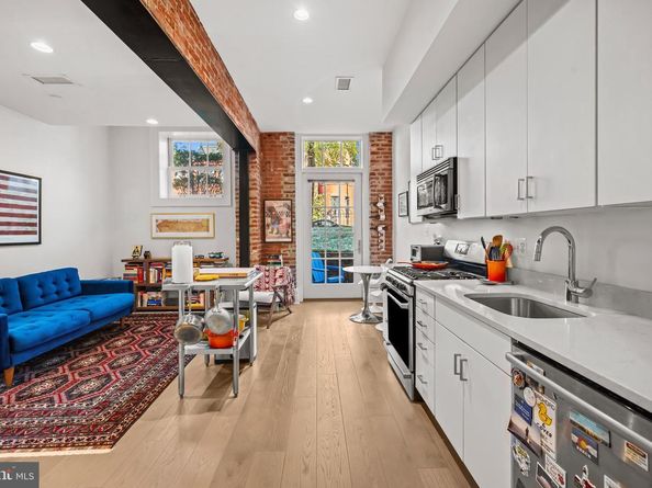 901 D Street NE 3, Washington DC 20002