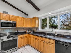 6114 Beachway Drive, Falls Church VA 22041