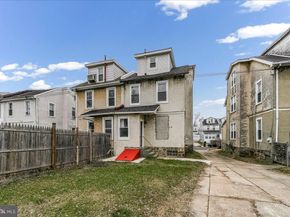 16 S 13TH Street, Darby PA 19023