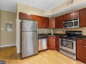 909 N 19TH Street B, Philadelphia PA 19130