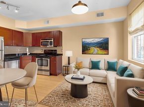 909 N 19TH Street B, Philadelphia PA 19130